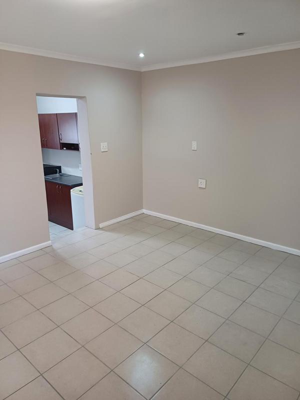 To Let 3 Bedroom Property for Rent in Haven Hills Eastern Cape